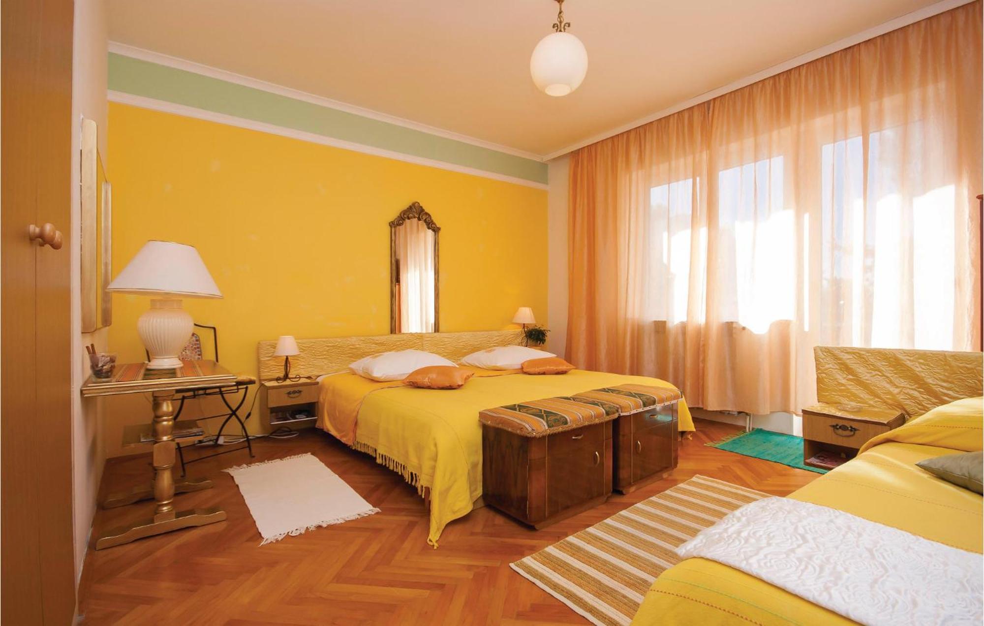 Cozy Apartment In Brodarica With Wifi Exterior foto