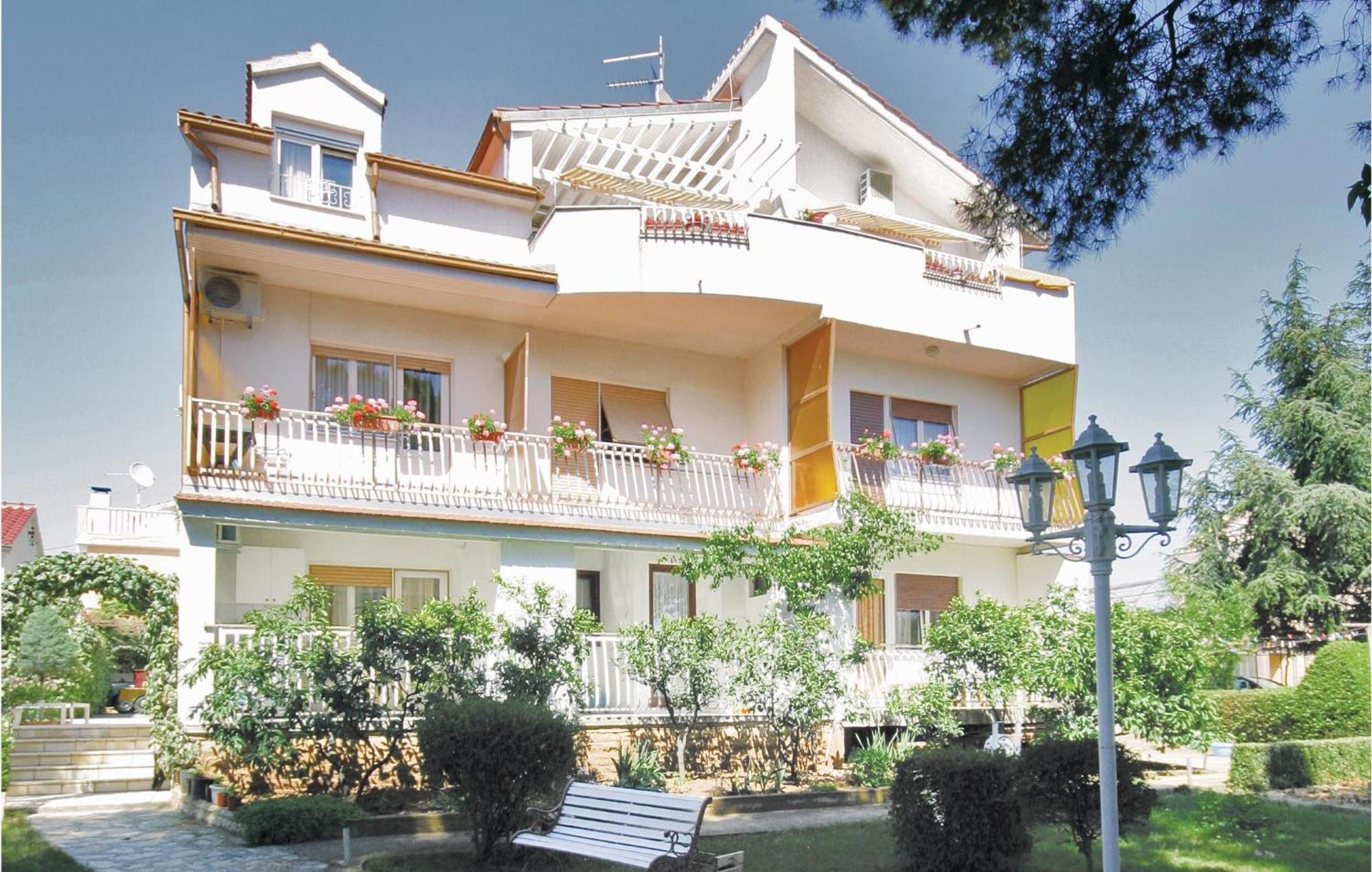 Cozy Apartment In Brodarica With Wifi Exterior foto