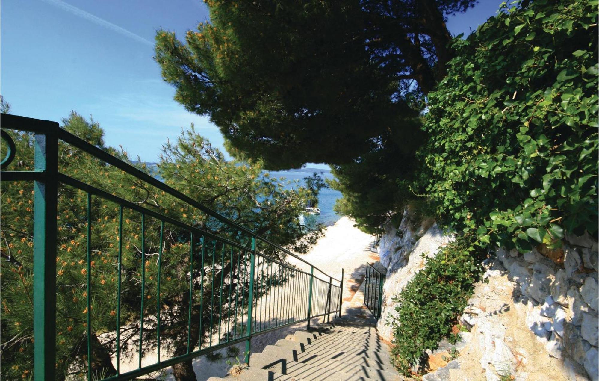 Cozy Apartment In Brodarica With Wifi Exterior foto